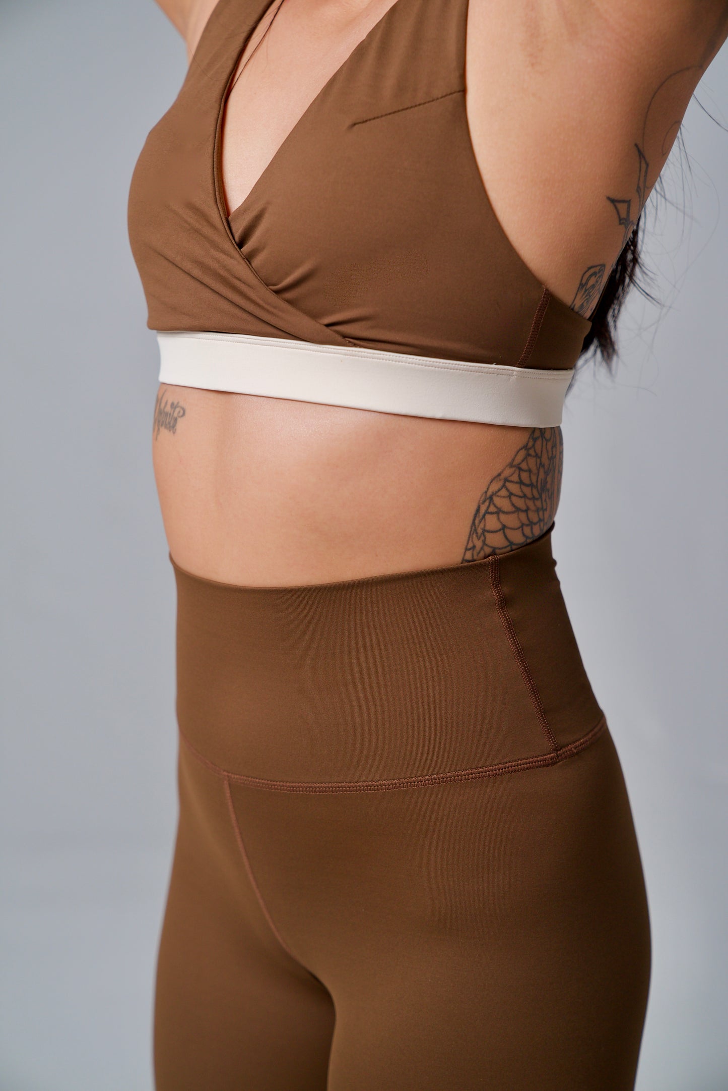 Hera Crop - side profile